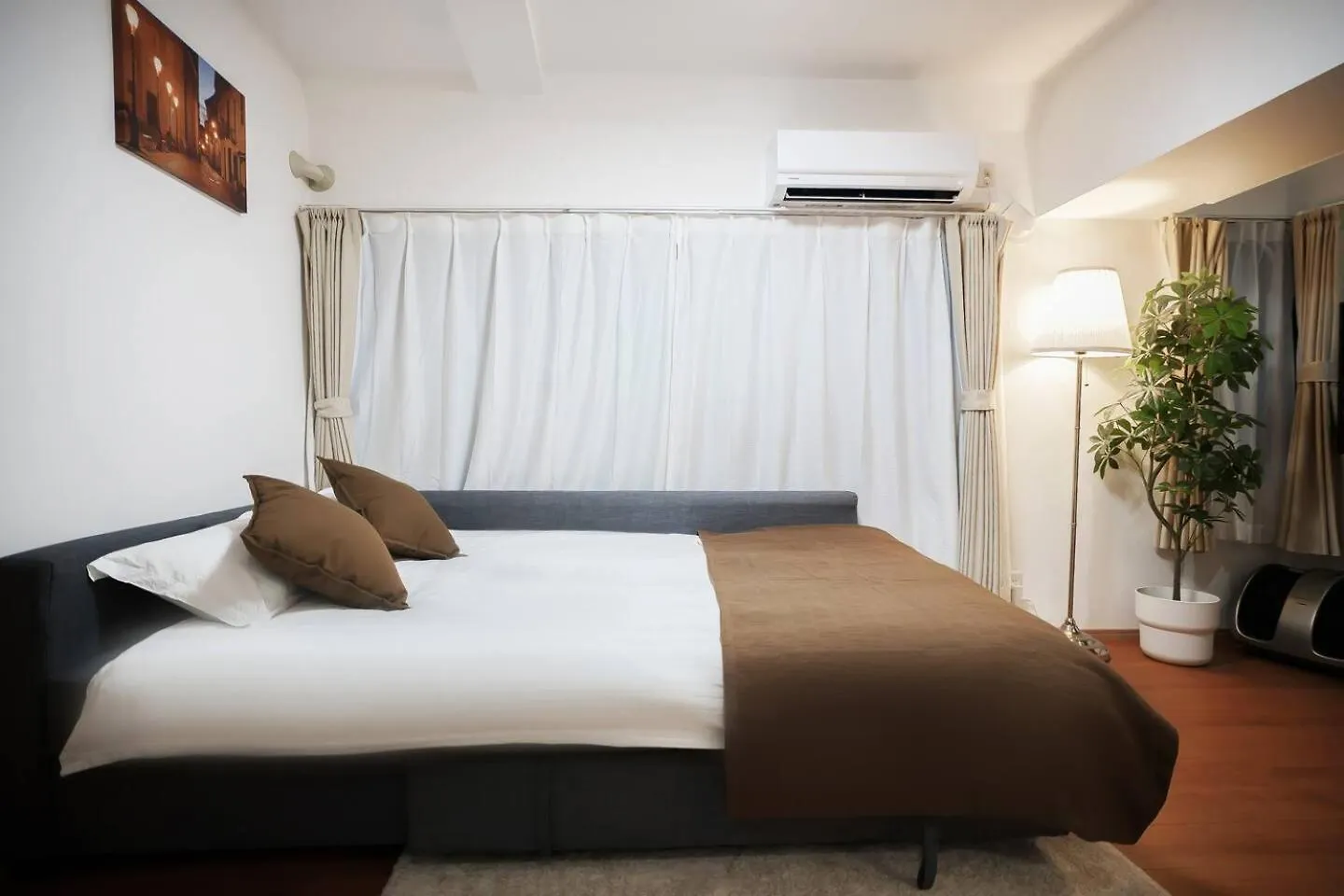 涩谷中心街 车站步行4分钟 最多住7人 免费随身便携wifi 宽敞阳台 Apartment Tokyo